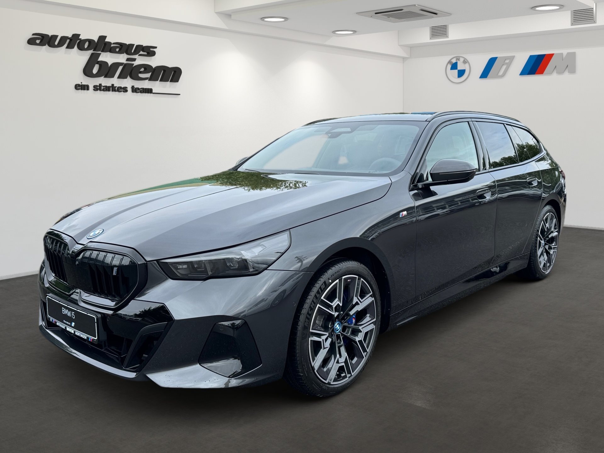BMW i5 eDrive40