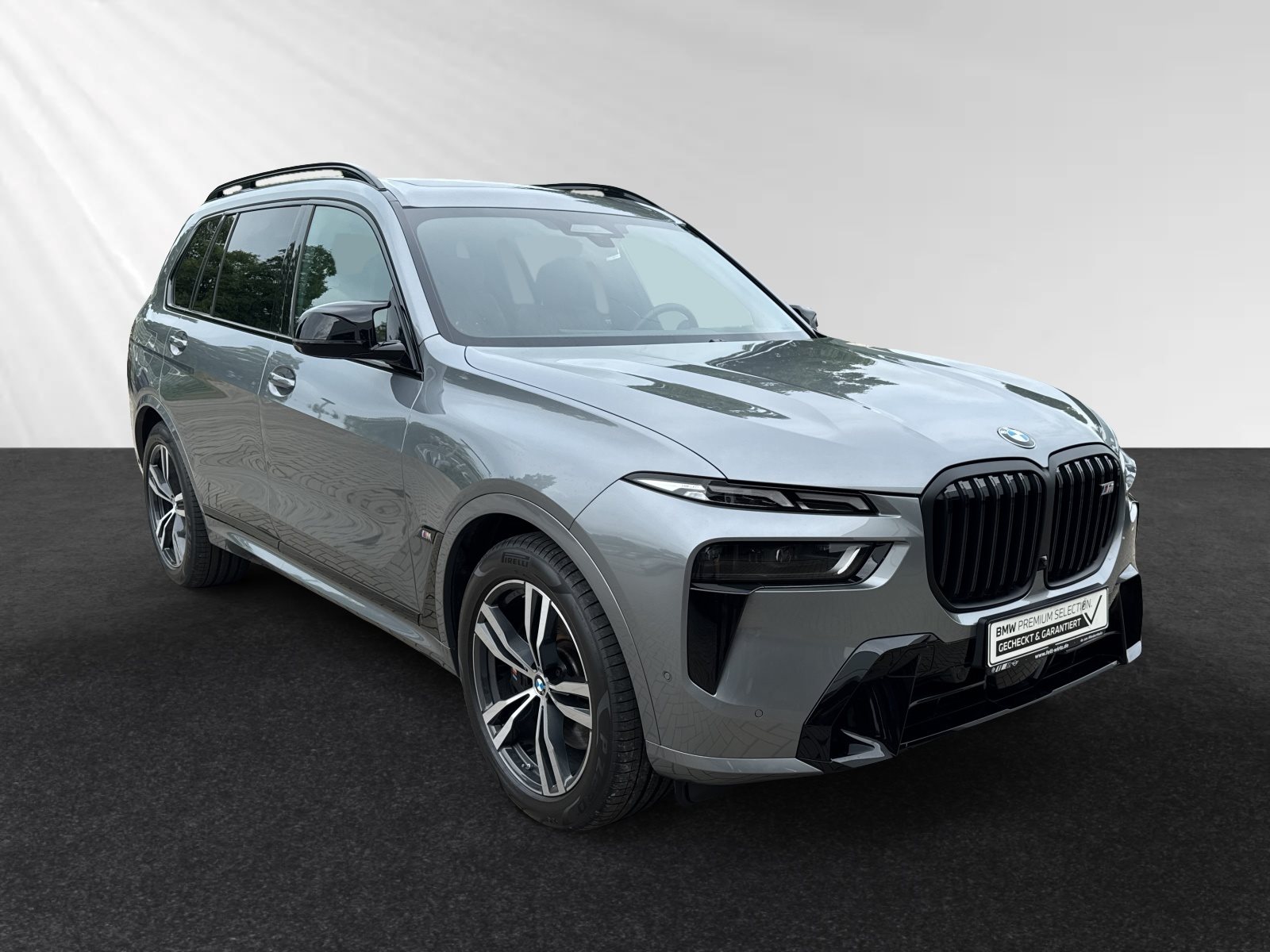 BMW X7 M60i